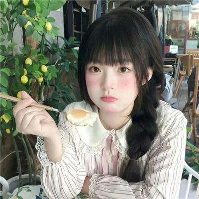 不愿恋爱的雀斑小姐